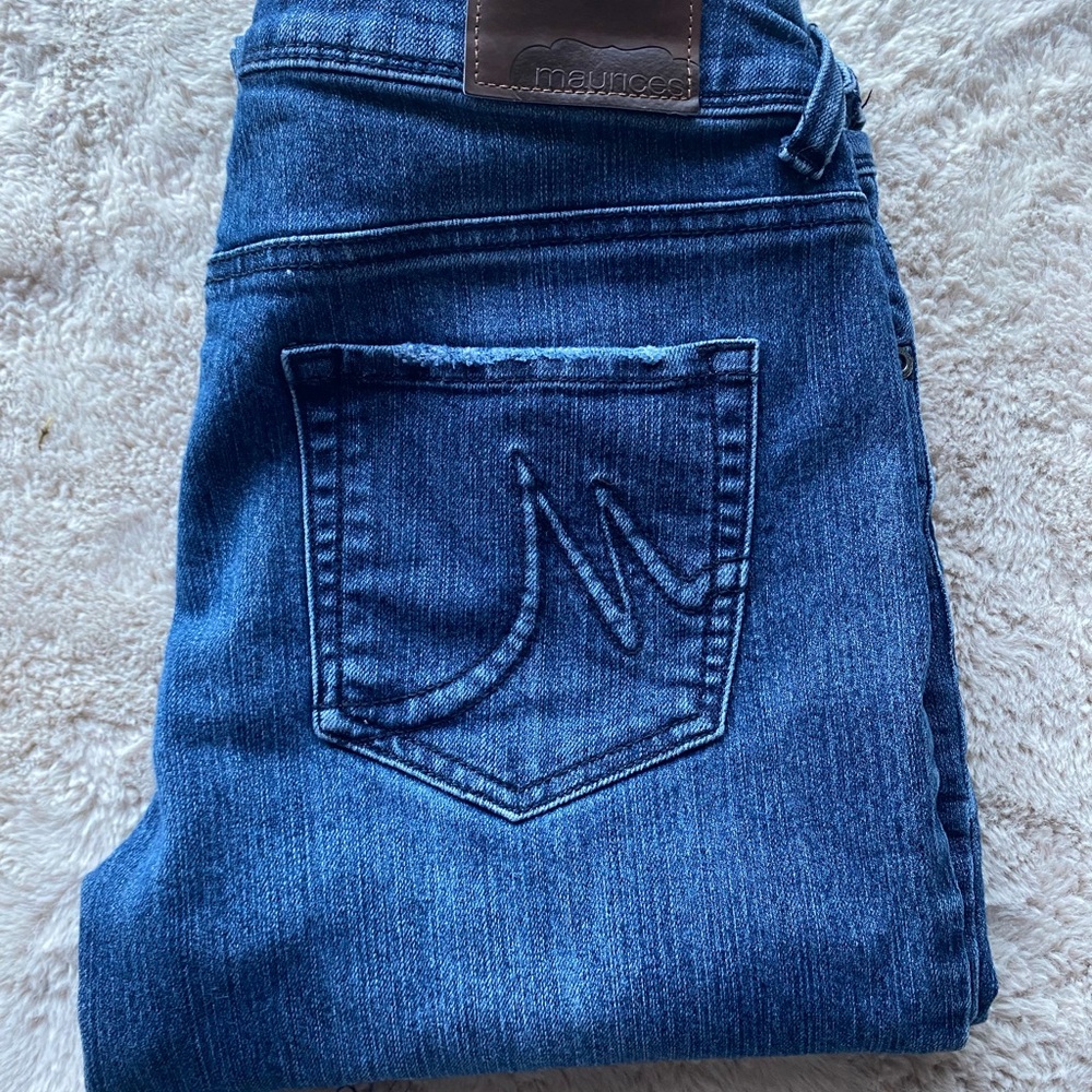 Maurice’s Straight Leg Women’s Medium Wash Jeans Size 5/6